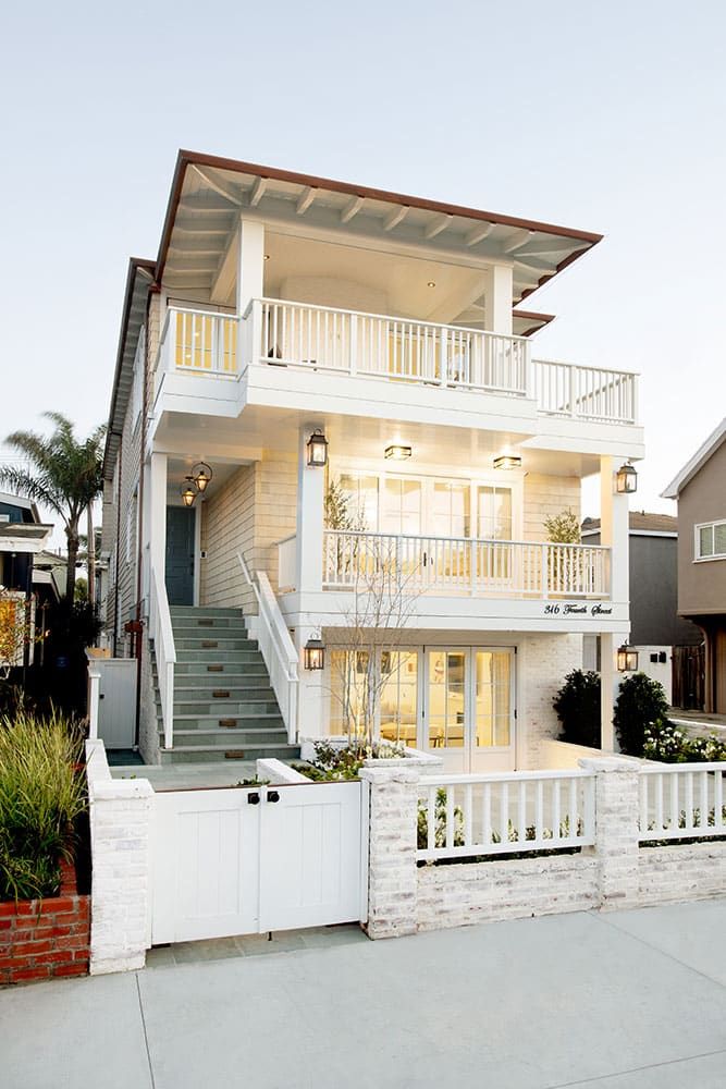 Coastal Classic walk street elevation in Manhattan Beach